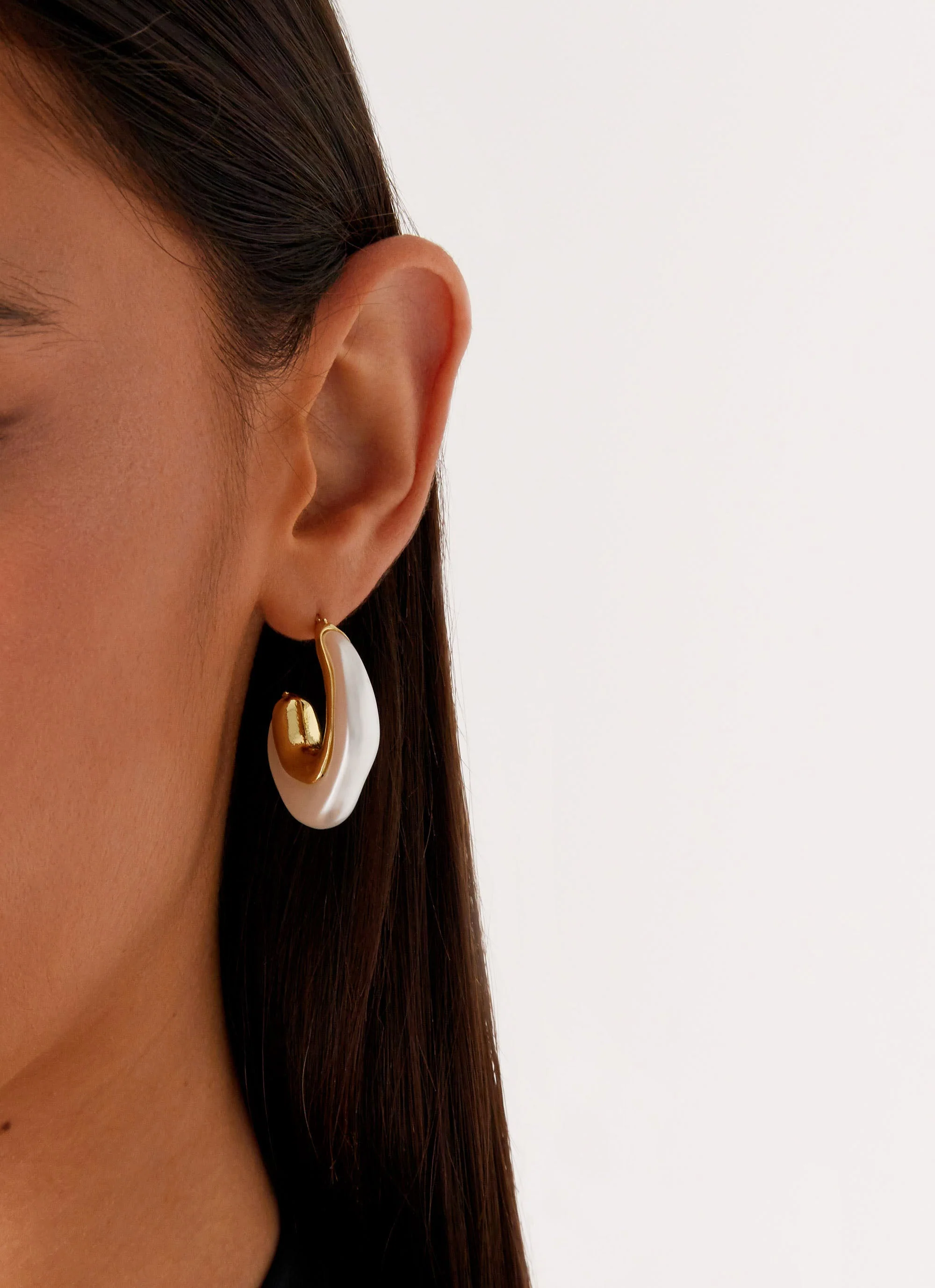 Danca Earrings - Pearl - Image 3