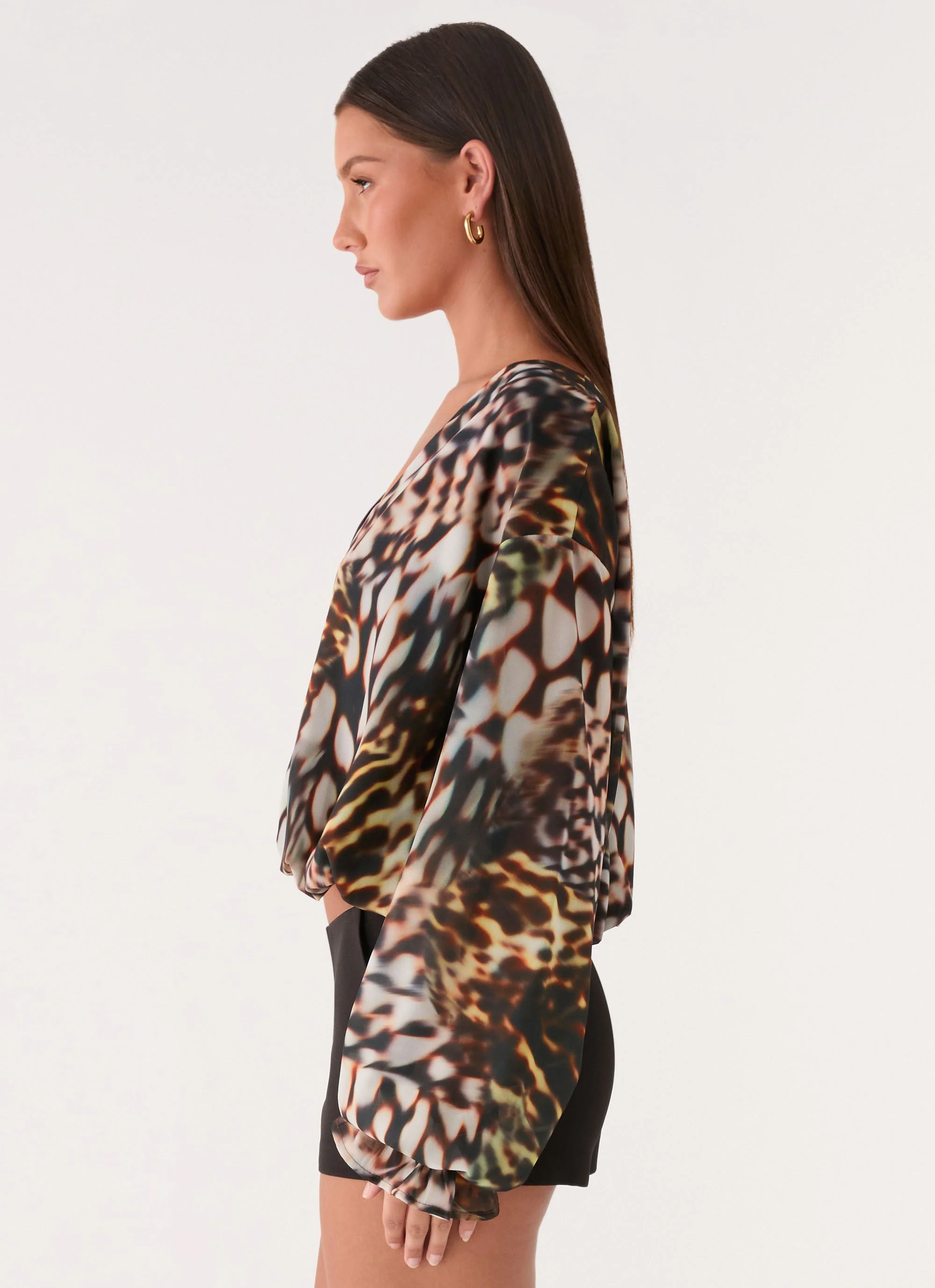 Isolde Top - Leopard Hibiscus - Image 3